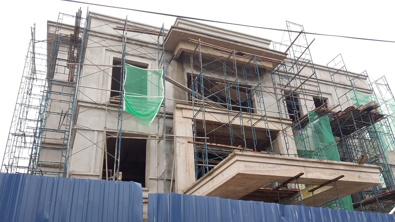 RENOVATE RUMAH